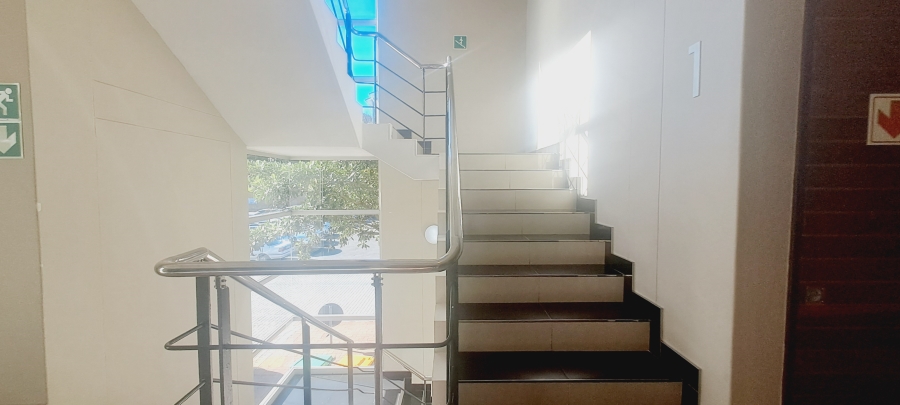 To Let commercial Property for Rent in Rosenpark Western Cape